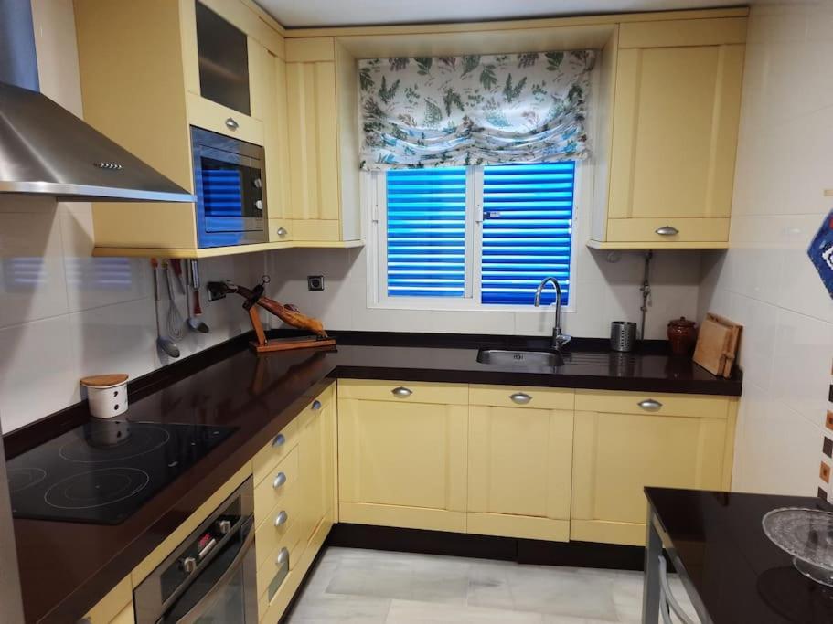 Amplio Apartamento En La Barrosa Novo Sancti Petri Ngoại thất bức ảnh